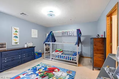8808 Eastlynn Avenue NW, Massillon, OH 44646 - Photo 31
