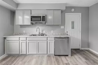 2162 W 95th Street, Loveland, OH 44102 - Photo 13