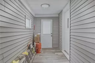 2162 W 95th St, Loveland, OH 44102 - Photo 27