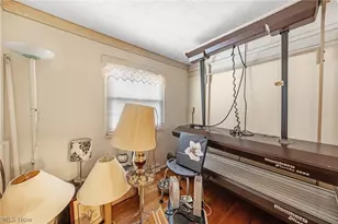 845 Carnegie Ave, Akron, OH 44314 - Photo 13