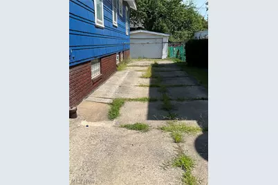 3227 W 114th Street, Loveland, OH 44111 - Photo 5