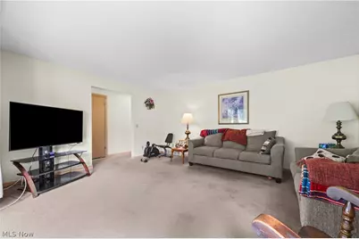 3724 Burrshire Drive NW, Canton, OH 44709 - Photo 13