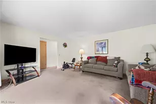 3724 Burrshire Dr NW, Canton, OH 44709 - Photo 13
