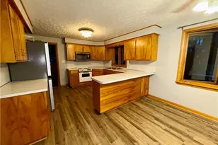 516 N Oak St, West Lafayette, OH 43845 - Photo 9