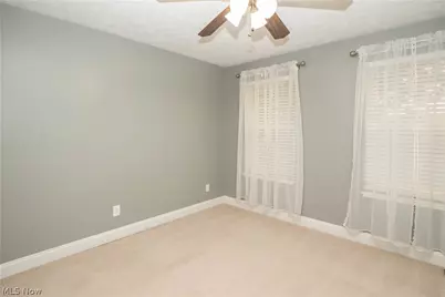 6526 Sugargrove Circle NE, Canton, OH 44721 - Photo 35