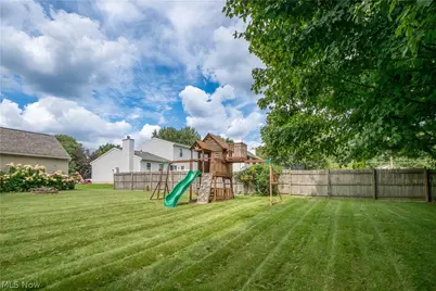 6526 Sugargrove Circle NE, Canton, OH 44721 - Photo 43