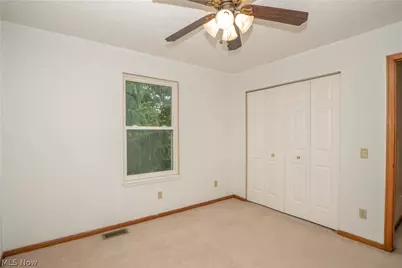 6526 Sugargrove Circle NE, Canton, OH 44721 - Photo 33