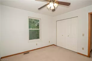 6526 Sugargrove Cir NE, Canton, OH 44721 - Photo 33