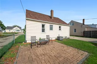 29808 Robert St, Wickliffe, OH 44092 - Photo 27