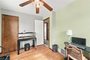 29808 Robert St, Wickliffe, OH 44092 - Photo 13
