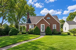 312 32nd St NW, Canton, OH 44709 - Photo 1