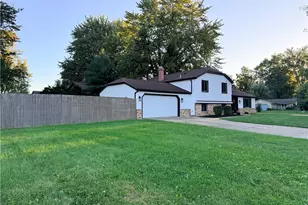 34139 Pearl St, North Ridgeville, OH 44039 - Photo 3