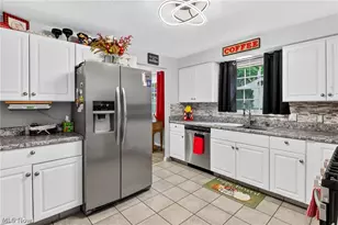 4637 Yarmouth Ln, Boardman, OH 44512 - Photo 5