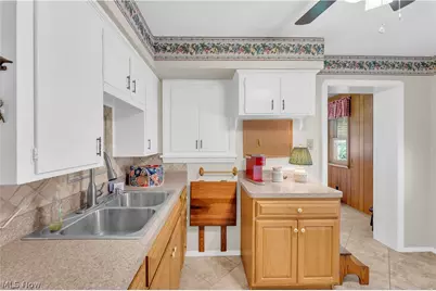 4456 W 57th Street, Loveland, OH 44144 - Photo 9