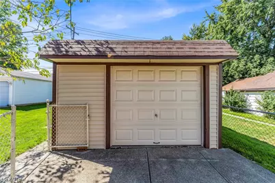 4456 W 57th Street, Loveland, OH 44144 - Photo 33