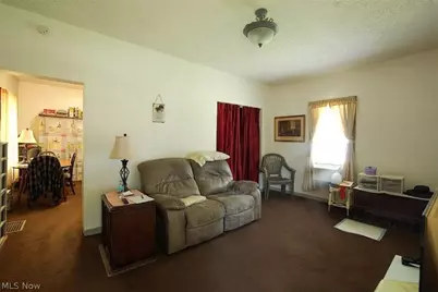 303 Van Street, Barberton, OH 44203 - Photo 5