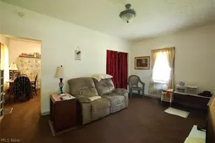 303 Van St, Barberton, OH 44203 - Photo 5