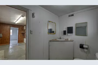 11445 East Pike, Cambridge, OH 43725 - Photo 49