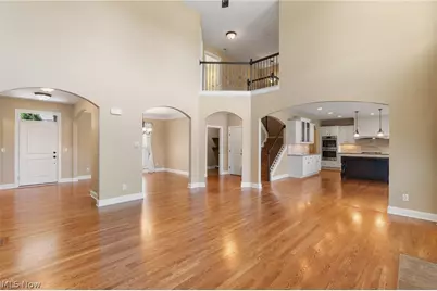 3901 Creekside Drive, Uniontown, OH 44685 - Photo 7