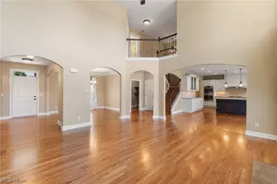 3901 Creekside Dr, Uniontown, OH 44685 - Photo 7