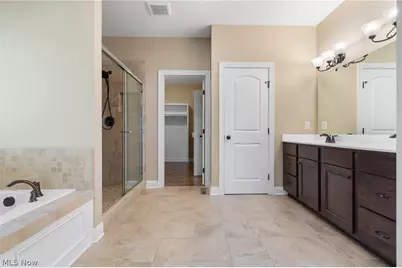 3901 Creekside Drive, Uniontown, OH 44685 - Photo 17