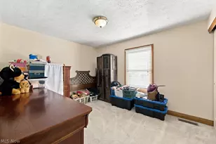 1332 Beechnut Dr, Akron, OH 44312 - Photo 27