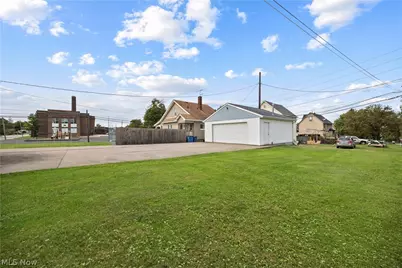 1032 W 4th Street, Lorain, OH 44052 - Photo 49