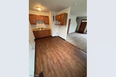 4060 Fulton Boulevard, Loveland, OH 44144 - Photo 7