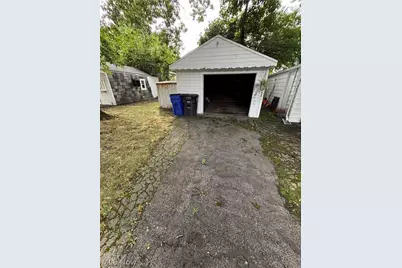 4060 Fulton Boulevard, Loveland, OH 44144 - Photo 21
