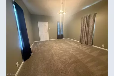 1429 Putnam Avenue, Zanesville, OH 43701 - Photo 7