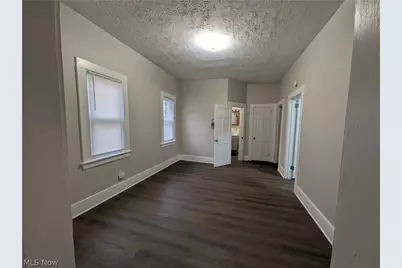 1881 Manchester Road #1, Akron, OH 44314 - Photo 7