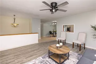 6410 Westmore St, Louisville, OH 44641 - Photo 9