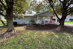 10790 Wilma Ave NE, Alliance, OH 44601 - Photo 3