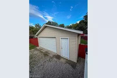 853 W River Road N, Elyria, OH 44035 - Photo 31