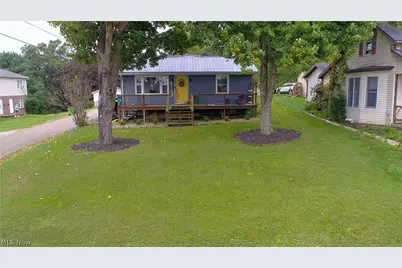 136 N School Street, Millersburg, OH 44654 - Photo 3