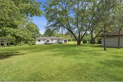 18328 Haskins Road, Chagrin Falls, OH 44023 - Photo 35