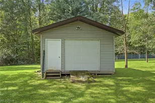 18328 Haskins Rd, Chagrin Falls, OH 44023 - Photo 31