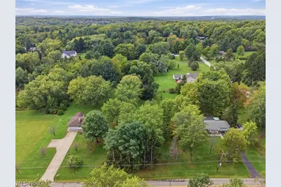 18328 Haskins Road, Chagrin Falls, OH 44023 - Photo 45