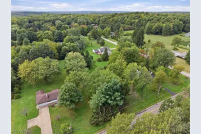 18328 Haskins Road, Chagrin Falls, OH 44023 - Photo 41