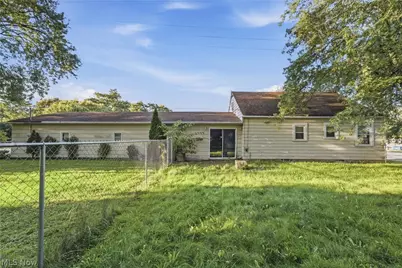 345 E Simpson Street, Alliance, OH 44601 - Photo 11
