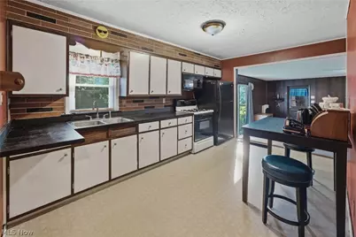 345 E Simpson Street, Alliance, OH 44601 - Photo 29