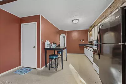 345 E Simpson Street, Alliance, OH 44601 - Photo 27