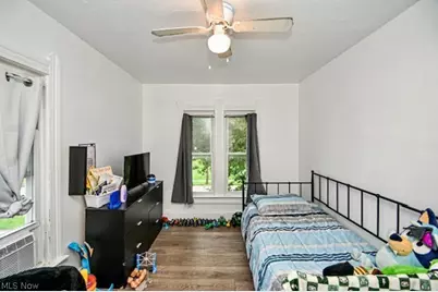 724/726 Amherst Road NE, Massillon, OH 44646 - Photo 9