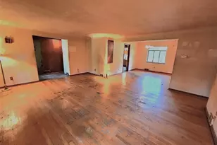 34357 White Rd, Willoughby Hills, OH 44092 - Photo 5
