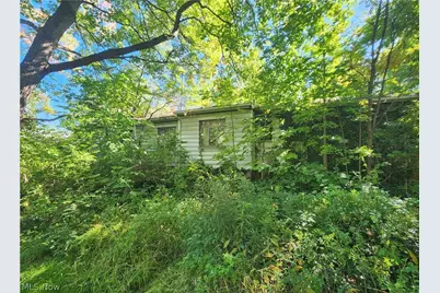 34357 White Road, Willoughby Hills, OH 44092 - Photo 25