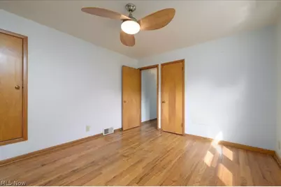 32204 Glen Arden Drive, Willowick, OH 44095 - Photo 19