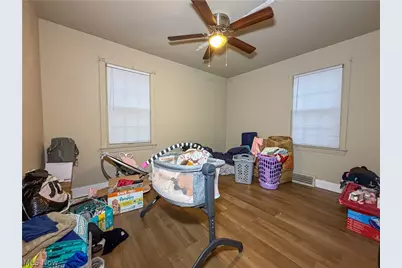 328 E Laclede Avenue, Youngstown, OH 44507 - Photo 9