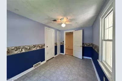 11970 Easton Street NE, Alliance, OH 44601 - Photo 25