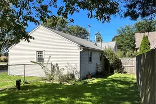 11970 Easton St NE, Alliance, OH 44601 - Photo 7