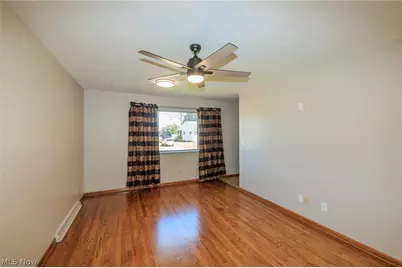 358 Washington Avenue, Barberton, OH 44203 - Photo 11